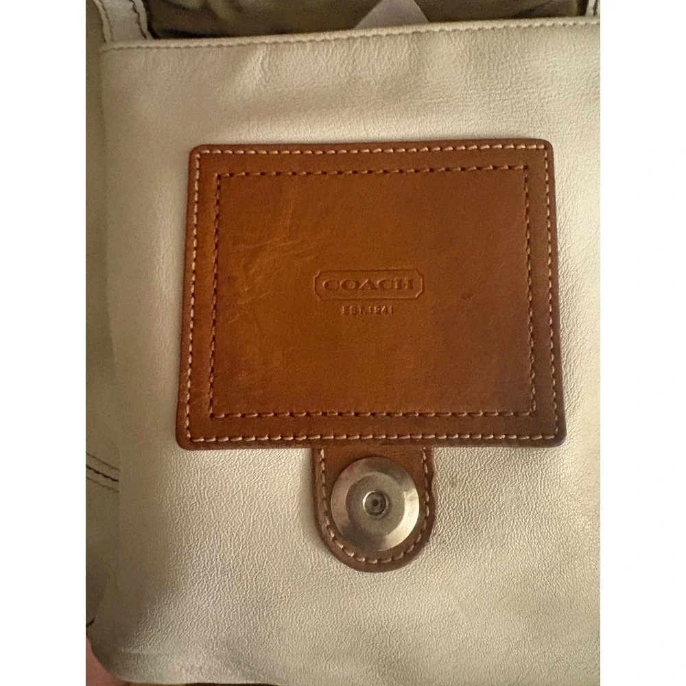 Coach Cargo Pocket Leather Tote Shoulder Bag Cream Cognac Y2K Hangtag